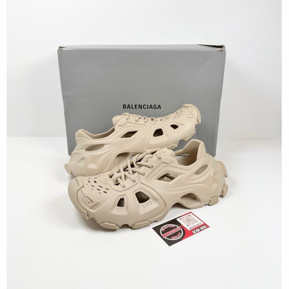 Size 43EU/10US - Balenciaga HD Lace Up Sneaker